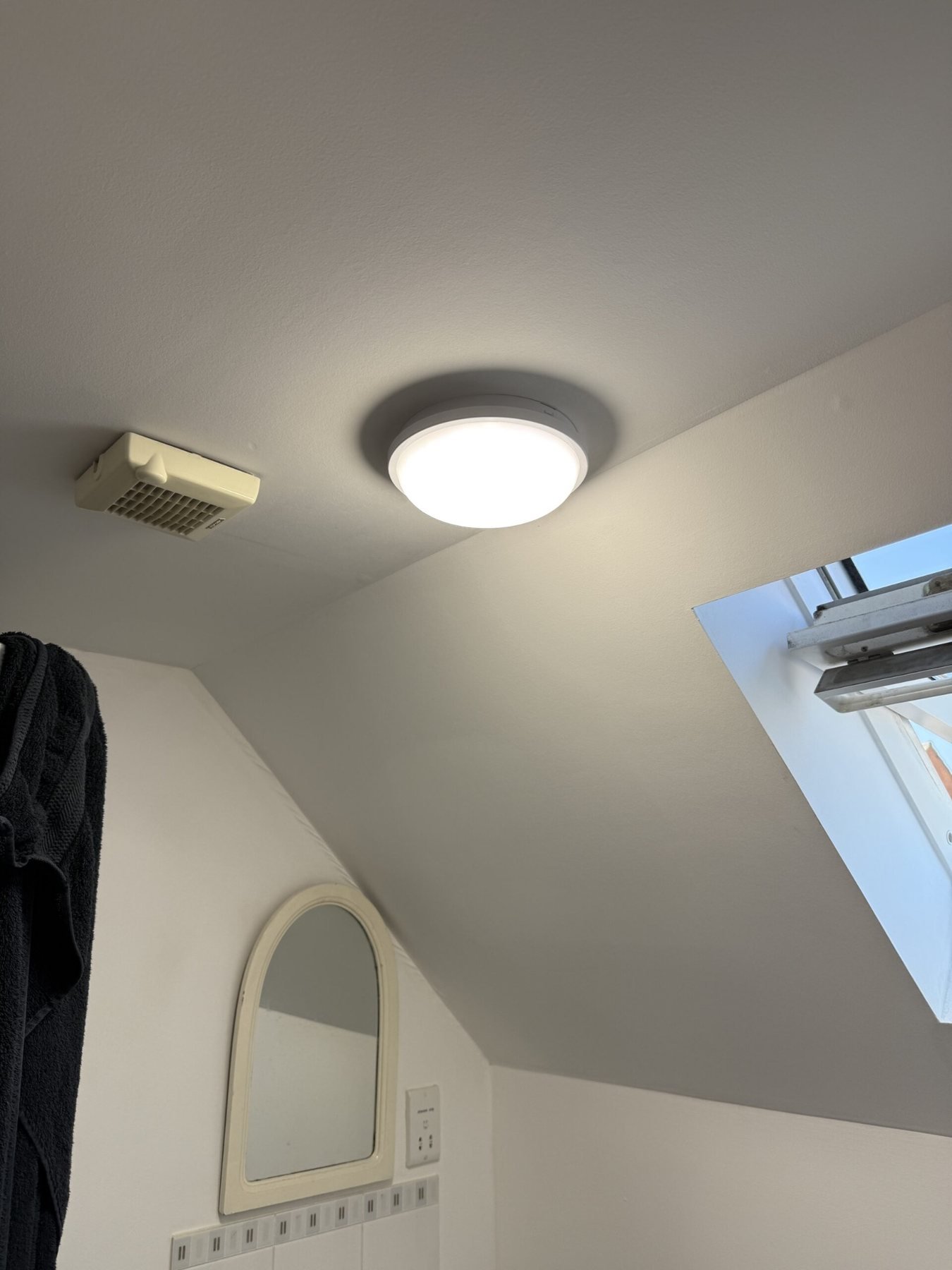 Finished recessed lighting installation